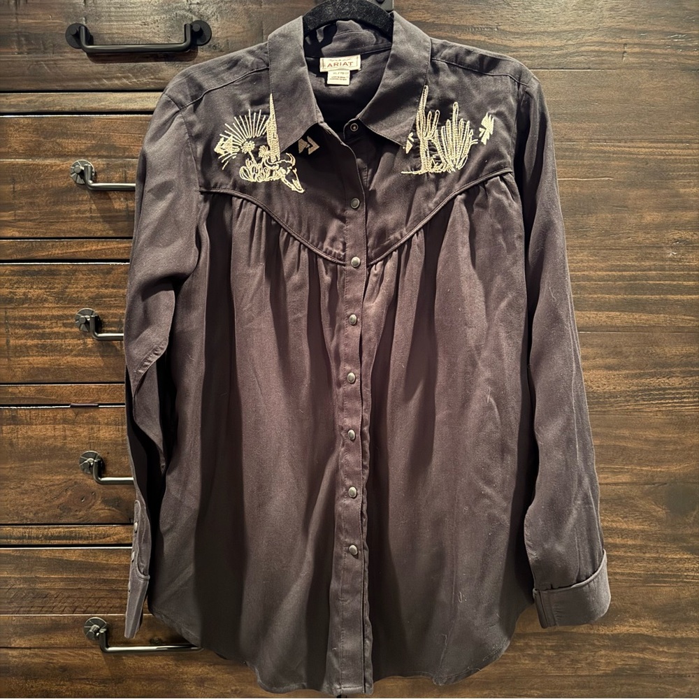 Ariat Women’s Black Embroidered Western Shirt